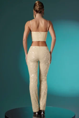 Pantalon taille basse Fallon Petite en dentelle ornée, couleur ivoire