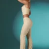 Pantalon taille basse Fallon Petite en dentelle ornée, couleur ivoire Pantalon taille basse Fallon Petite en dentelle ornée, couleur ivoire