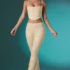 Pantalon taille basse Fallon Petite en dentelle ornée, couleur ivoire Pantalon taille basse Fallon Petite en dentelle ornée, couleur ivoire