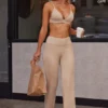 Pantalon taille haute à revers en maille côtelée douce, couleur sable Pantalon taille haute à revers en maille côtelée douce, couleur sable