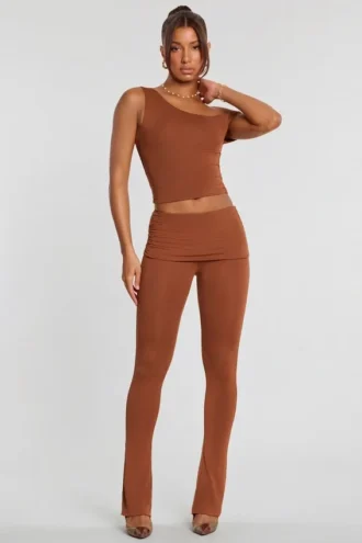 Pantalon taille moyenne Anona en mélange de modal et de cachemire, couleur marron châtaigne