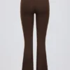 Pantalon évasé froncé en jersey brossé, couleur Pecan marbré Pantalon évasé froncé en jersey brossé, couleur Pecan marbré