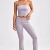 Pantalon évasé à revers en maille épaisse, couleur lavande poudrée Pantalon évasé à revers en maille épaisse, couleur lavande poudrée