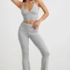 Pantalon évasé à revers en maille épaisse, gris chiné Pantalon évasé à revers en maille épaisse, gris chiné