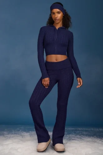 Pantalon évasé à revers en maille torsadée bleu marine