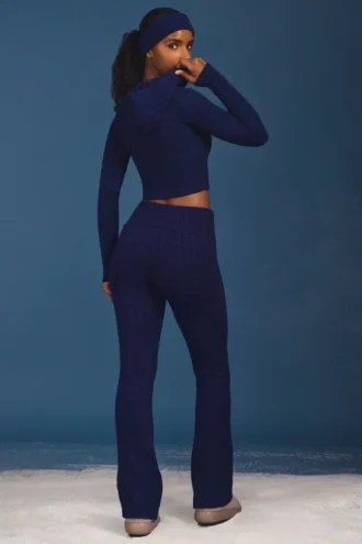 Pantalon évasé à revers en maille torsadée bleu marine