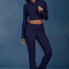 Pantalon évasé à revers en maille torsadée bleu marine