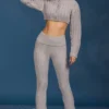Pantalon évasé à revers en maille torsadée, gris chiné Pantalon évasé à revers en maille torsadée, gris chiné