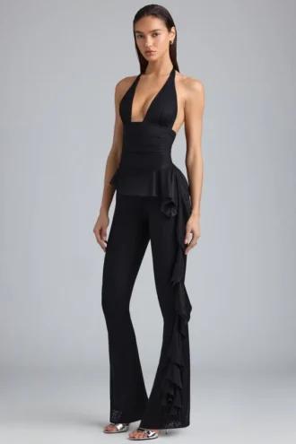 Pantalon évasé taille basse à volants Reese métallisé en noir