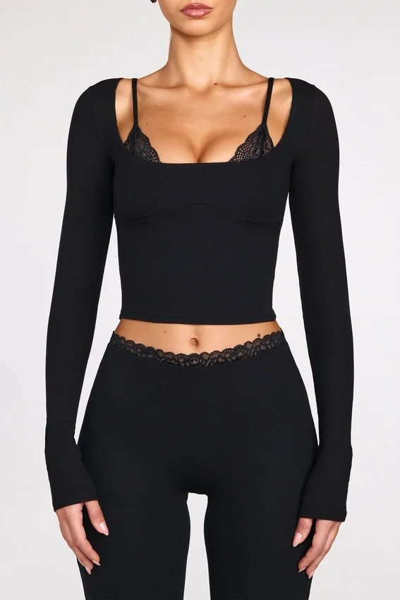 Pantalon évasé taille mi-haute Philippa en modal noir Pantalon évasé taille mi-haute Philippa en modal noir