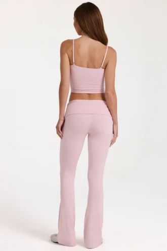 Pantalon évasé taille moyenne en modal, couleur Blush