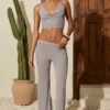 Pantalon évasé taille moyenne Selara en argent Pantalon évasé taille moyenne Selara en argent