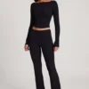 Pantalon évasé taille moyenne Vevina en modal noir Pantalon évasé taille moyenne Vevina en modal noir