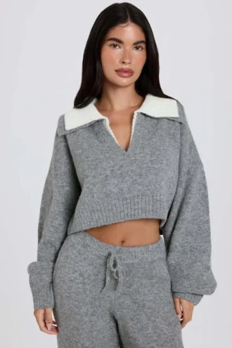 Pull court à col superposé en maille douce, gris