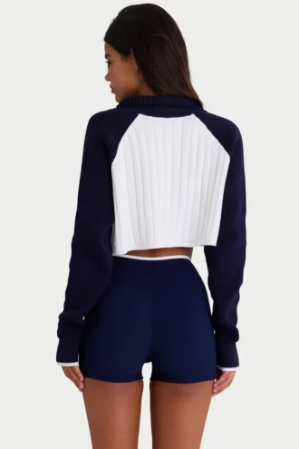 Pull court à col zippé en maille côtelée bleu marine classique