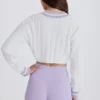 Pull court en coton à mailles torsadées, couleur lilas ivoire Pull court en coton à mailles torsadées, couleur lilas ivoire