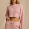 Pull court en maille côtelée rose poudré Pull court en maille côtelée rose poudré