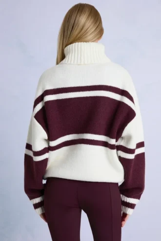 Pull oversize à col roulé en tricot bordeaux