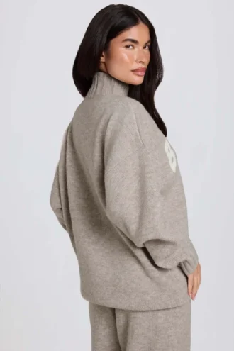 Pull oversize en maille douce, couleur beige Pull oversize en maille douce, couleur beige