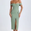 Rasine Robe mi-longue à épaules dénudées en vert kaki Rasine Robe mi-longue à épaules dénudées en vert kaki