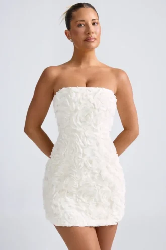 Robe A-line à bandeau et appliqués floraux Azaelea en blanc