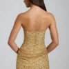 Robe A-line bandeau ornée Amalina, couleur or Robe A-line bandeau ornée Amalina, couleur or