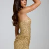 Robe A-line bandeau ornée Amalina, couleur or Robe A-line bandeau ornée Amalina, couleur or