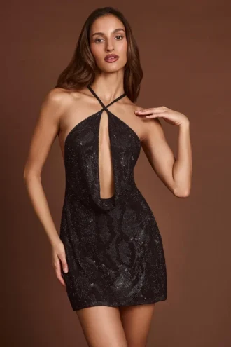 Robe A-line à col bénitier et capuche, ornée de paillettes, Zelinda, en noir