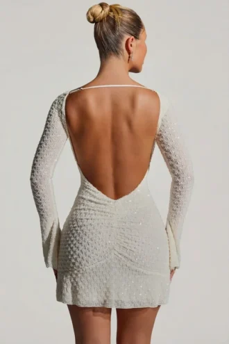 Robe A-line à dos nu et ornée Grazina en blanc