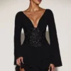 Robe A-line en mousseline de soie Reinara avec corset orné, en noir Robe A-line en mousseline de soie Reinara avec corset orné, en noir