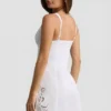 Robe A-line en popeline de coton ajourée Calina, blanche Robe A-line en popeline de coton ajourée Calina, blanche