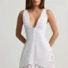 Robe A-line en popeline de coton ajourée Calina, blanche Robe A-line en popeline de coton ajourée Calina, blanche