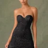 Robe A-line à encolure en cœur et ornements Viela en noir Robe A-line à encolure en cœur et ornements Viela en noir
