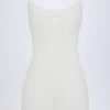 Robe A-line froncée Alika en pointelle, couleur blanche Robe A-line froncée Alika en pointelle, couleur blanche