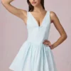 Robe A-line Marissa à nœud, rayures bleu poudre Robe A-line Marissa à nœud, rayures bleu poudre