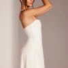Robe A-line multi-usage ornée Salerno, en blanc Robe A-line multi-usage ornée Salerno, en blanc