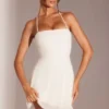Robe A-line multi-usage ornée Salerno, en blanc Robe A-line multi-usage ornée Salerno, en blanc