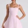 Robe A-line plissée avec nœud Cressida, rose pâle Robe A-line plissée avec nœud Cressida, rose pâle