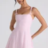 Robe A-line plissée avec nœud Cressida, rose pâle Robe A-line plissée avec nœud Cressida, rose pâle