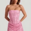 Robe A-line sans bretelles drapée et ornée Ziya, rose Robe A-line sans bretelles drapée et ornée Ziya, rose