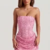 Robe A-line sans bretelles drapée et ornée Ziya, rose Robe A-line sans bretelles drapée et ornée Ziya, rose