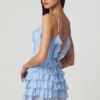 Robe A-line à volants et lacets Lolina, bleu poudré Robe A-line à volants et lacets Lolina, bleu poudré
