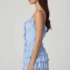 Robe A-line à volants et lacets Lolina, bleu poudré Robe A-line à volants et lacets Lolina, bleu poudré