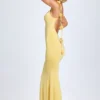 Robe Aldona en jersey fluide à appliqués floraux, jaune pastel Robe Aldona en jersey fluide à appliqués floraux, jaune pastel