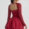 Robe Aletta à ourlet bouffant orné, rouge Robe Aletta à ourlet bouffant orné, rouge