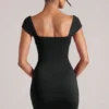 Robe Alva à encolure en cœur, couleur noire Robe Alva à encolure en cœur, couleur noire