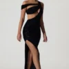 Robe asymétrique à découpes et ornements Persephone, en noir Robe asymétrique à découpes et ornements Persephone, en noir