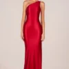 Robe asymétrique à nouer dans le dos Adelina, couleur rose rouge Robe asymétrique à nouer dans le dos Adelina, couleur rose rouge