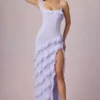 Robe asymétrique à volants et lacets Hera en lilas Robe asymétrique à volants et lacets Hera en lilas