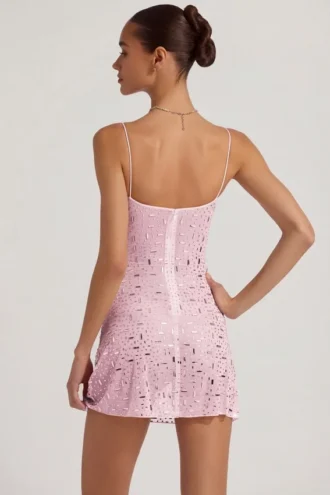 Robe Averie transparente à encolure carrée et ornements, couleur rose